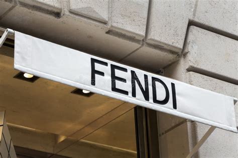 fendi winkel|fendi paris website.